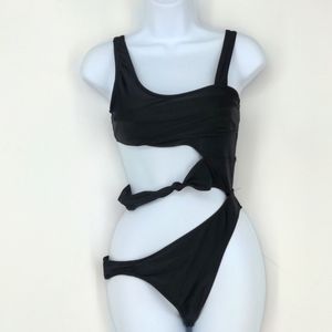 Black Noir Cutout Tie Knot One-Piece Swimsuit Vacation Beach Trip Medium